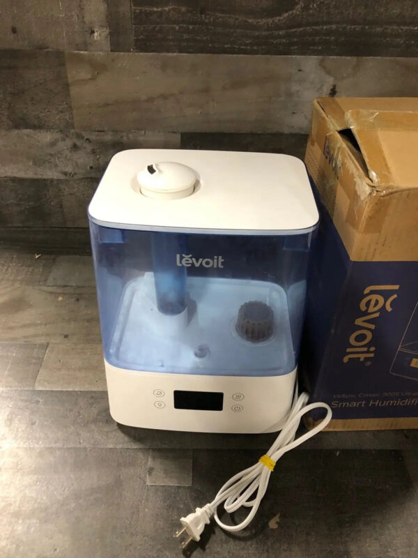 LEVOIT Classic300S Ultrasonic Smart Top Fill Humidifier, Extra Large 6L Tank for Whole Family, APP & Voice Control, Essential Oil Diffuser, Humidity Setting with Sensor, Quiet Sleep Mode, Night Light